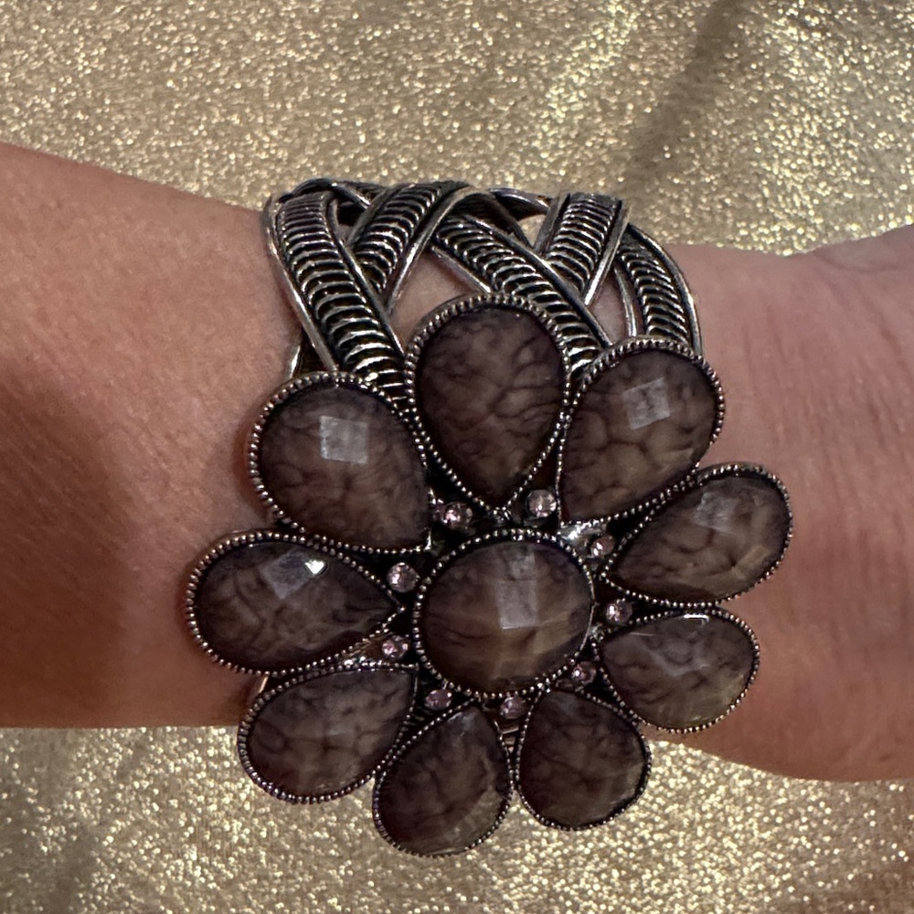 Chic Silver and Brown/Purplish Flower Cuff Bracelet